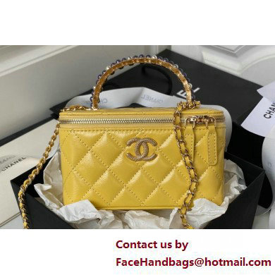 Chanel Shiny Crumpled Lambskin, Imitation Pearls & Gold-Tone Metal Clutch with Chain Bag AP3804 Yellow 2025